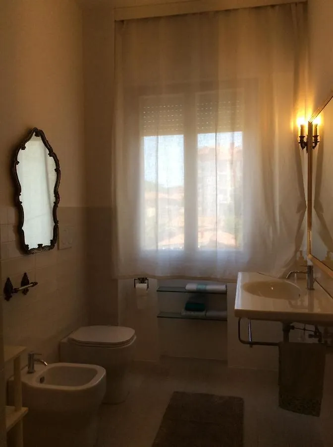 كاتوليكا Manu Vintage B&B فندق مبيت وإفطار