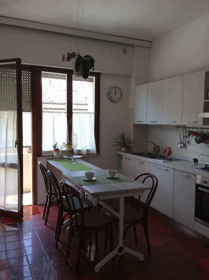 فندق مبيت وإفطار كاتوليكا Manu Vintage B&B إيطاليا